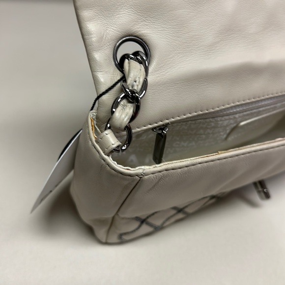 🔥🔥🔥Authentic Chanel Single Flap Leather Shoulder Bag - Picture 14 of 16